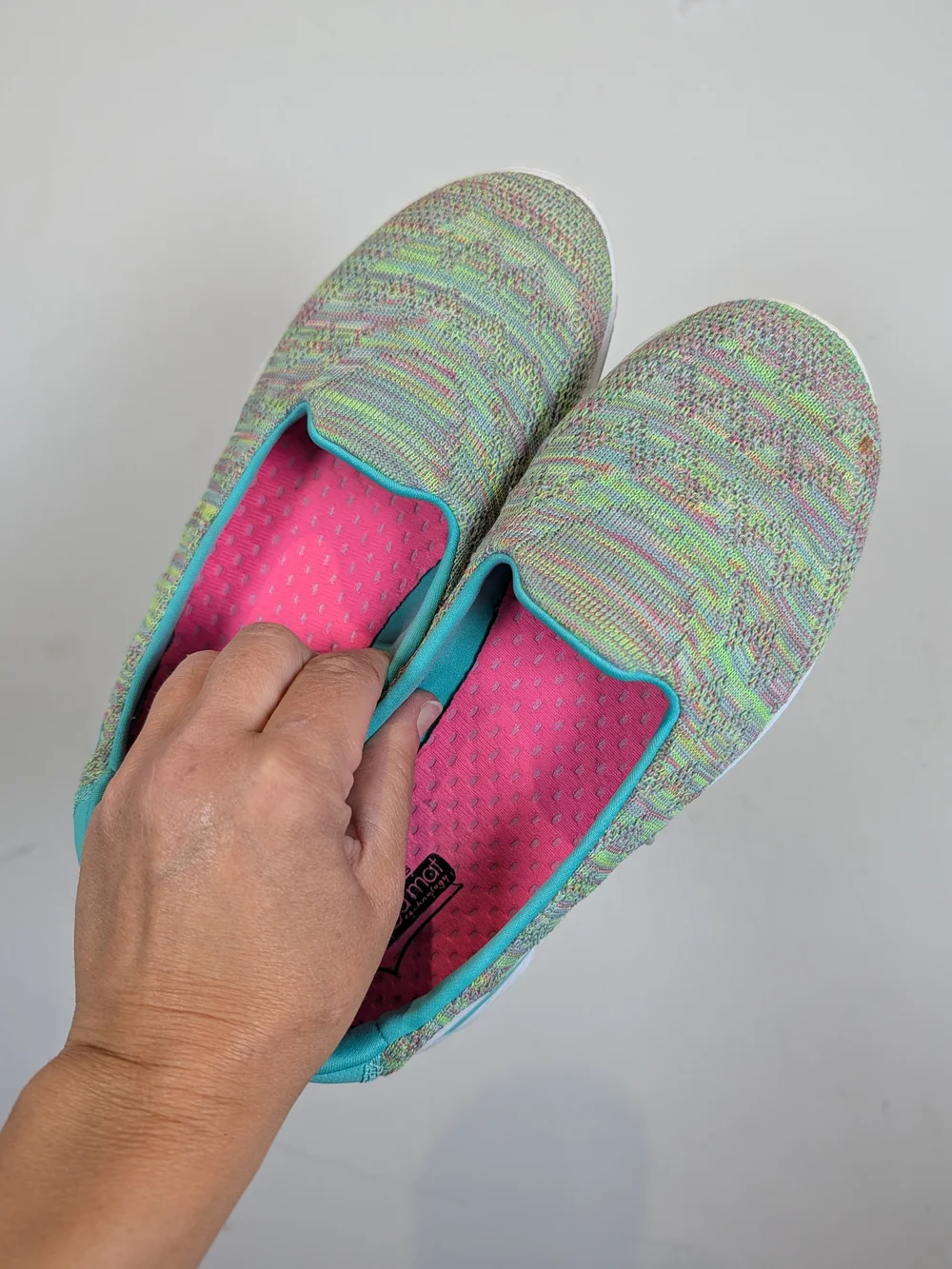 Skechers GOwalk Slip-On Knit Shoe in Mint/Pink, Size 8
